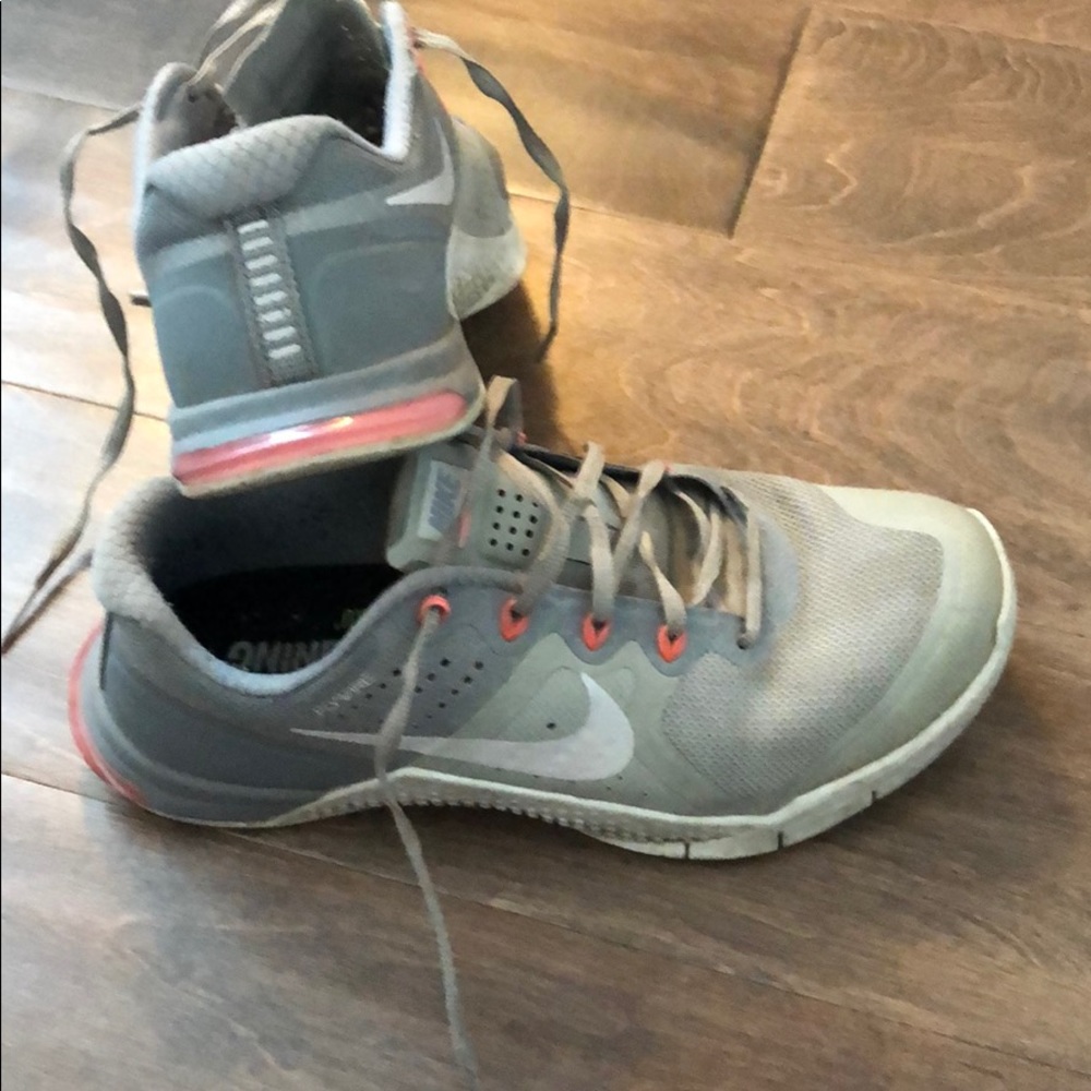 Nike metcons